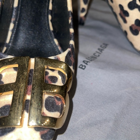 Small size for me. - Picture 3 of 3